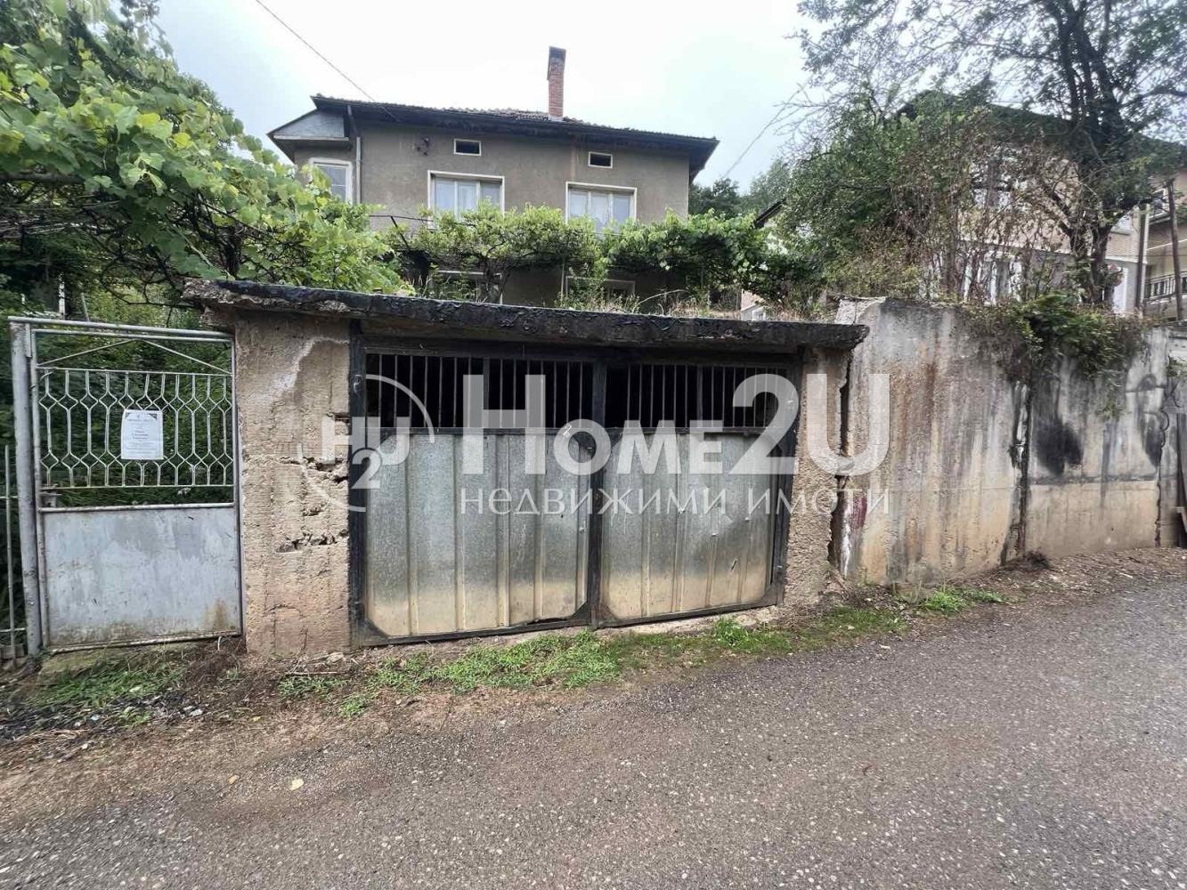 Продава КЪЩА, с. Чурек, област София област