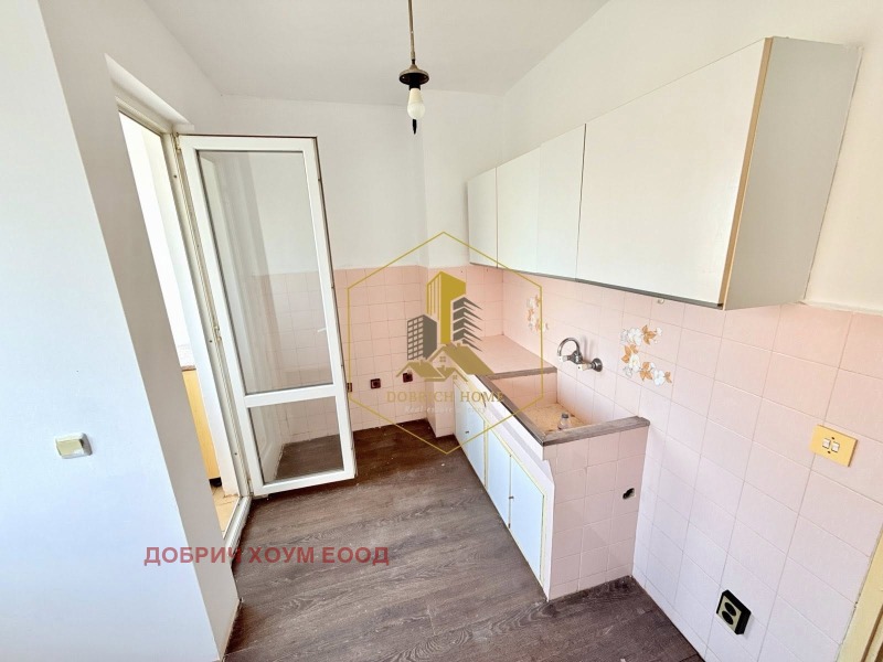 Продава  2-стаен град Добрич , Христо Ботев , 60 кв.м | 88507400 - изображение [8]