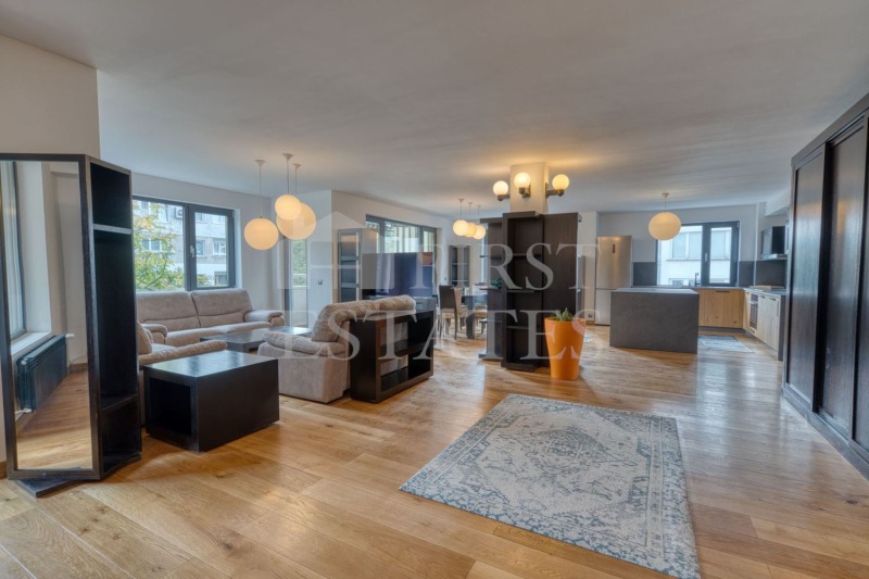 Te koop  3 slaapkamers Sofia , Strelbishte , 223 m² | 13734747