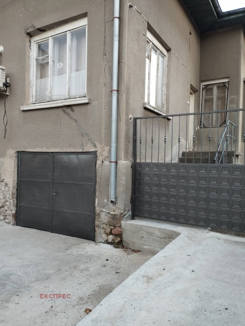 Продава КЪЩА, гр. Перущица, област Пловдив, снимка 14 - Къщи - 52213200