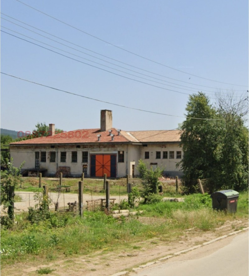 Продава ПРОМ. ПОМЕЩЕНИЕ, с. Борима, област Ловеч, снимка 4 - Производствени сгради - 52844143