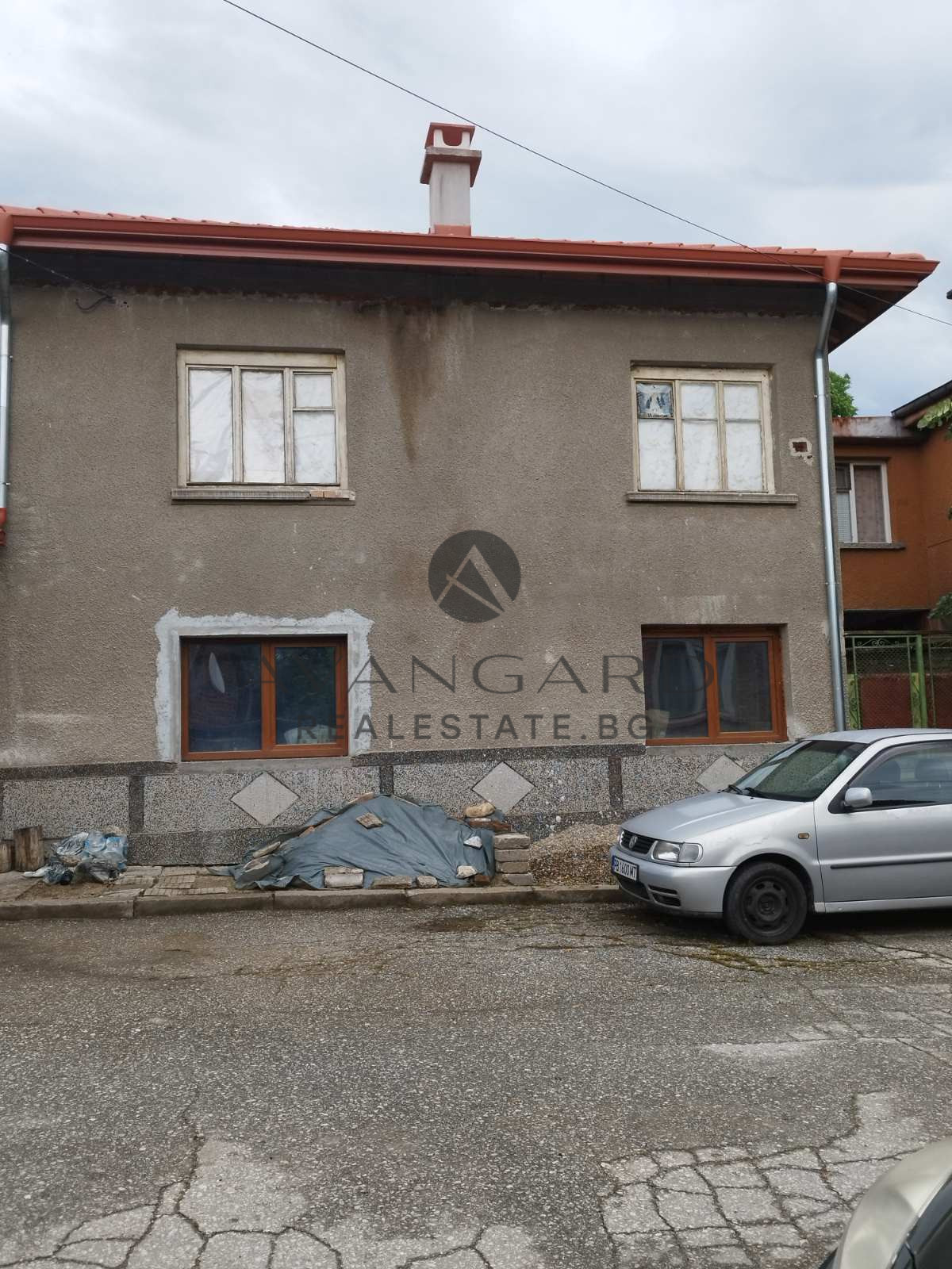 Продава КЪЩА, гр. Перущица, област Пловдив