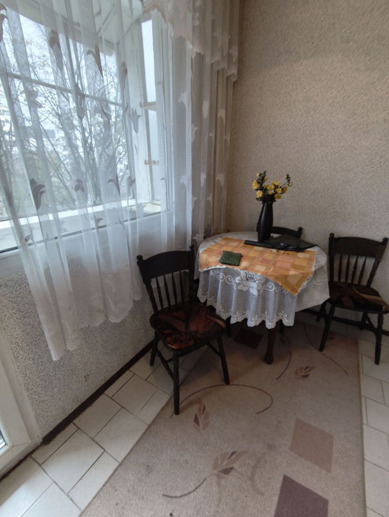 Продава 2-СТАЕН, гр. Варна, Младост 2