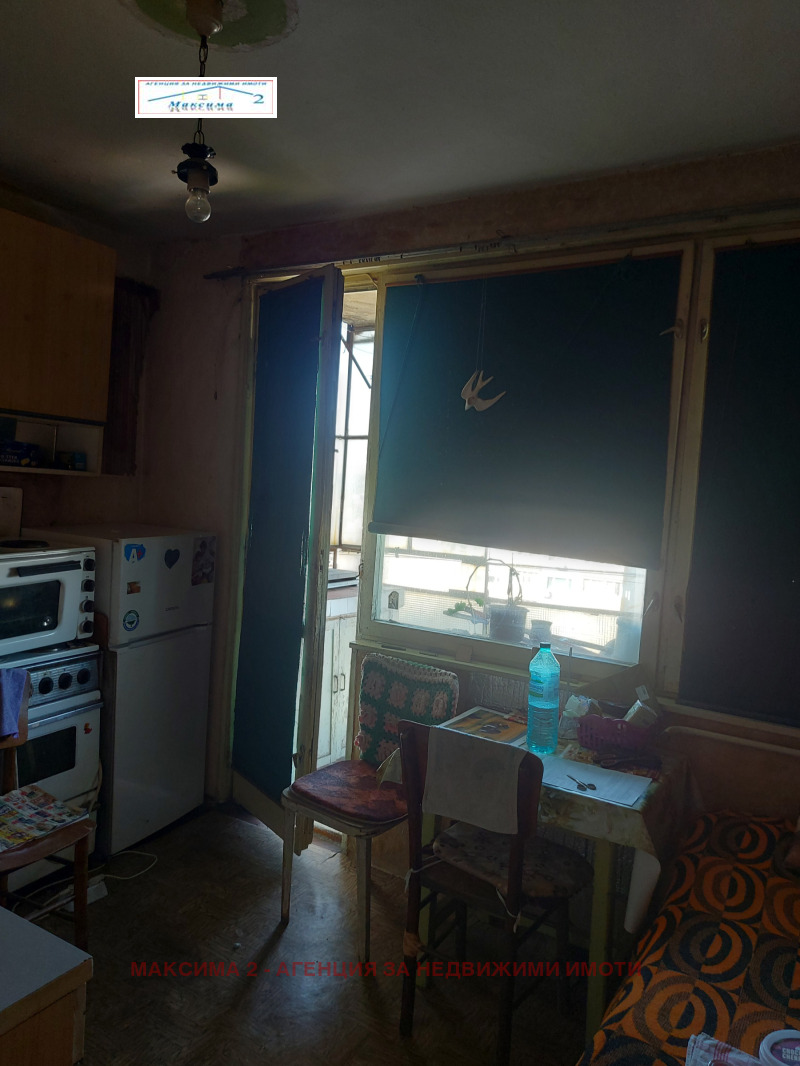 Продава  3-стаен град Плевен , Широк център , 72 кв.м | 55479454 - изображение [9]