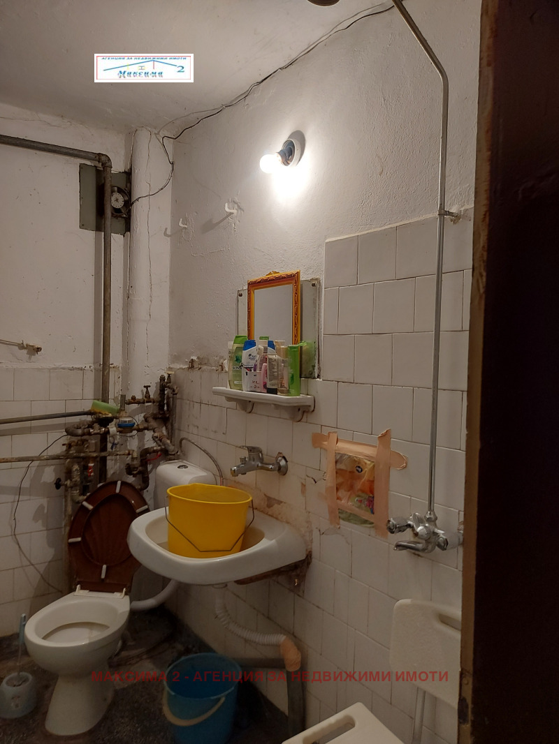 Продава  3-стаен град Плевен , Широк център , 72 кв.м | 55479454 - изображение [6]