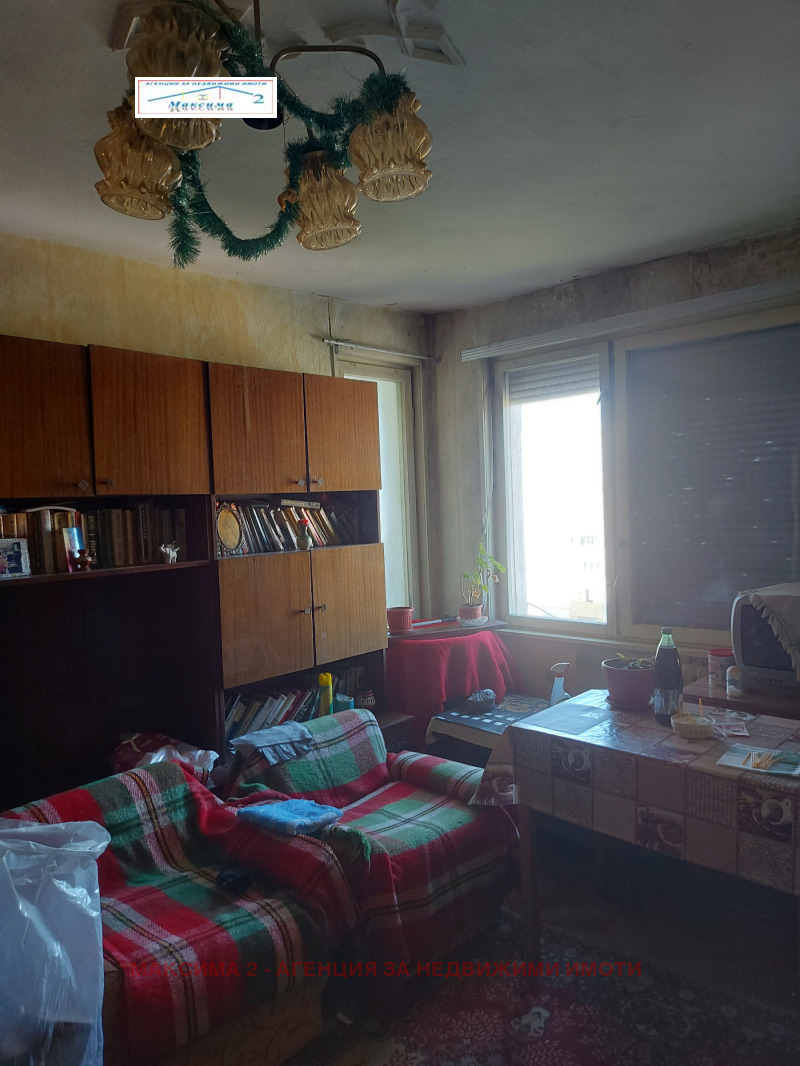Продава  3-стаен град Плевен , Широк център , 72 кв.м | 55479454 - изображение [3]