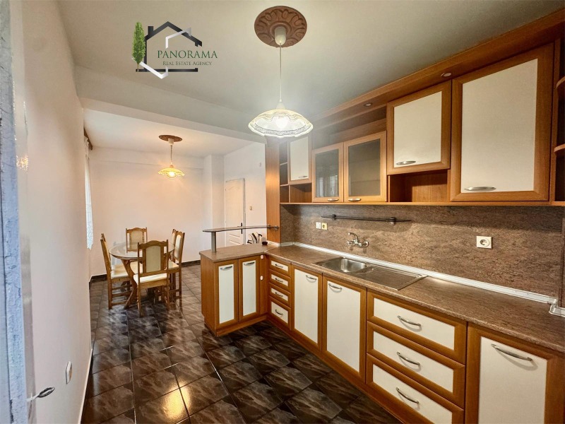 À venda  3 quartos Chumen , Centar , 99 m² | 55855610