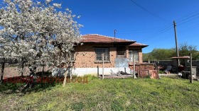 Продажба на имоти в с. Искра, област Пловдив - изображение 2 