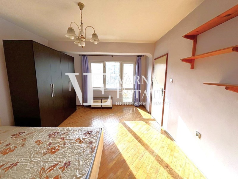 In vendita  2 camere da letto Varna , Liatno kino Trakiia , 67 mq | 20374477