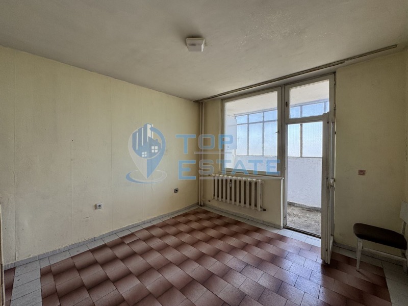 Продава  3-стаен град Велико Търново , Бузлуджа , 80 кв.м | 26729449 - изображение [2]