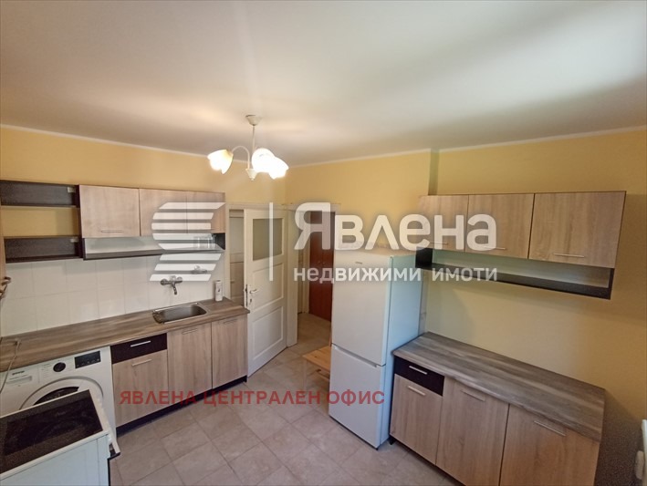 Продава 4-СТАЕН, гр. София, Център, снимка 3 - Апартаменти - 53195711