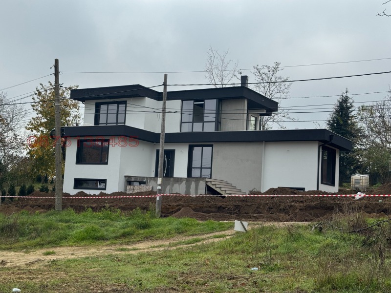 Продава КЪЩА, гр. Варна, м-т Прибой, снимка 13 - Къщи - 53357262