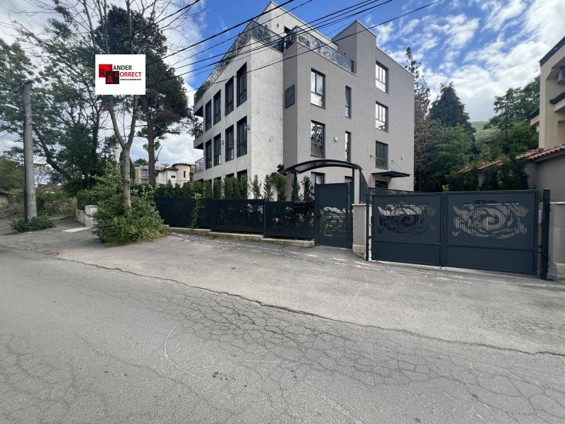 Продава 4-СТАЕН в град София, Бояна - 190 кв.м / 589 000 € » 1 151 983.87 лв., САНДЕР КОРЕКТ РА