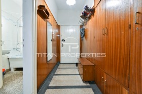 2 camere da letto Tsentar, Sofia 11