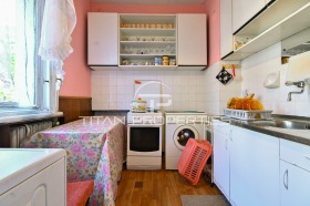 2 camere da letto Tsentar, Sofia 8