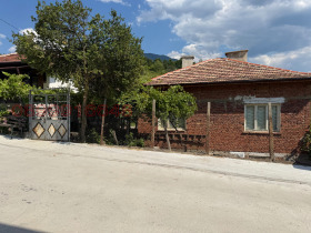 КЪЩА, 160 m2