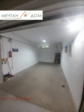 Продава гараж, паркомясто град Русе Родина 1 - [1] 