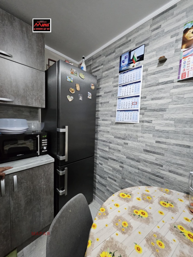 Eladó  1 hálószoba Ruse , Hasove , 70 négyzetméter | 40237871 - kép [3]