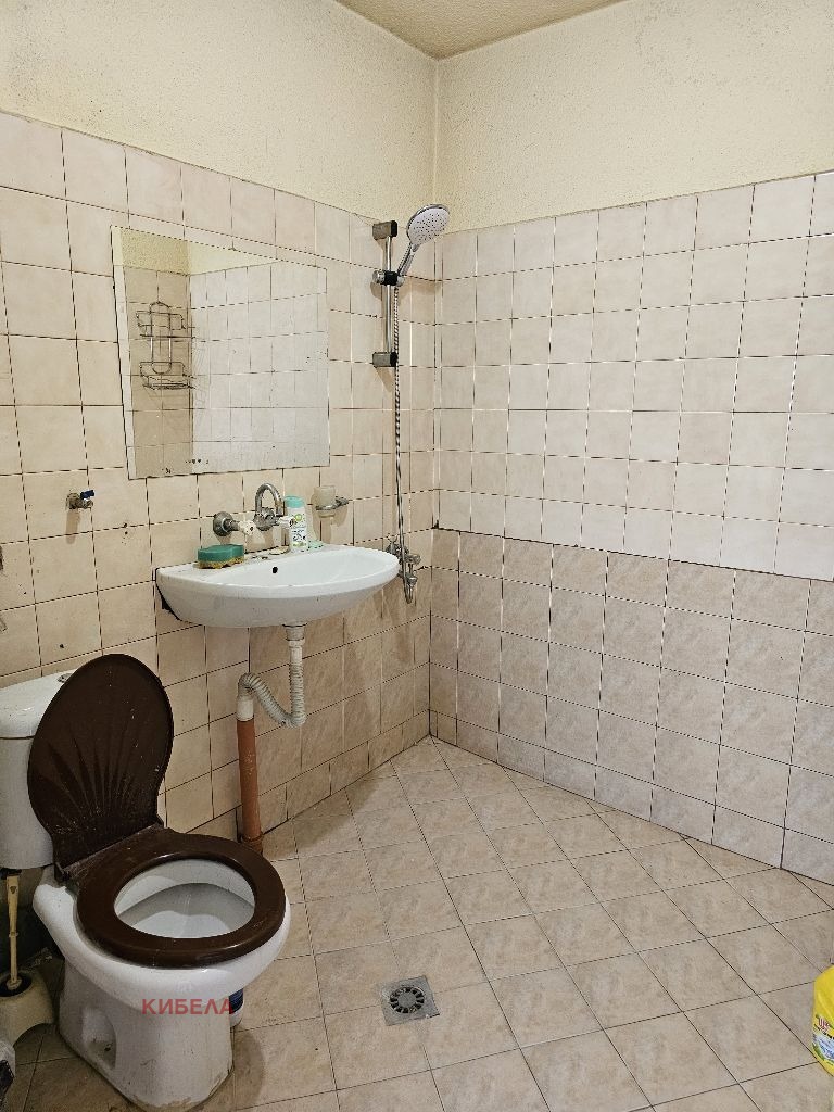 Продава  2-стаен град София , Света Троица , 67 кв.м | 93837690 - изображение [6]