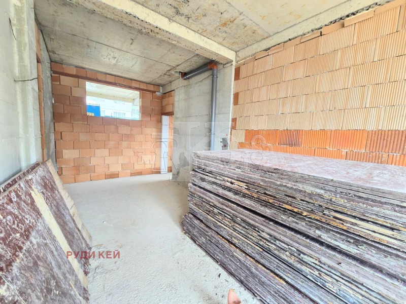 Продава 2-СТАЕН, гр. Варна, Кайсиева градина, снимка 2 - Апартаменти - 53286235