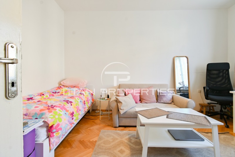 De vânzare  2 dormitoare Sofia , Țentâr , 88 mp | 49832674