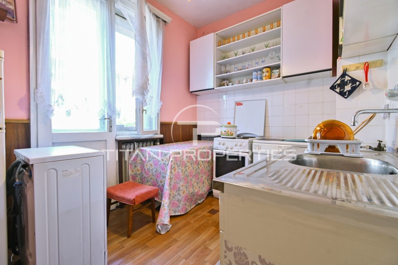 De vânzare  2 dormitoare Sofia , Țentâr , 88 mp | 49832674 - imagine [3]