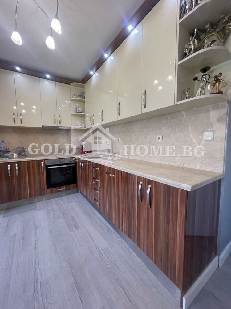 Продава 3-СТАЕН, гр. Пловдив, Младежки Хълм, снимка 2 - Aпартаменти - 49201935