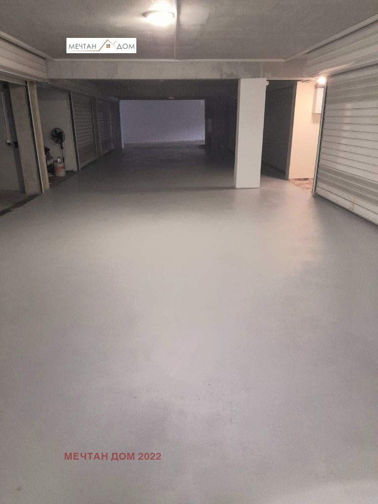 Zu verkaufen  Garage Ruse , Rodina 1 , 16 qm | 46307251 - Bild [2]