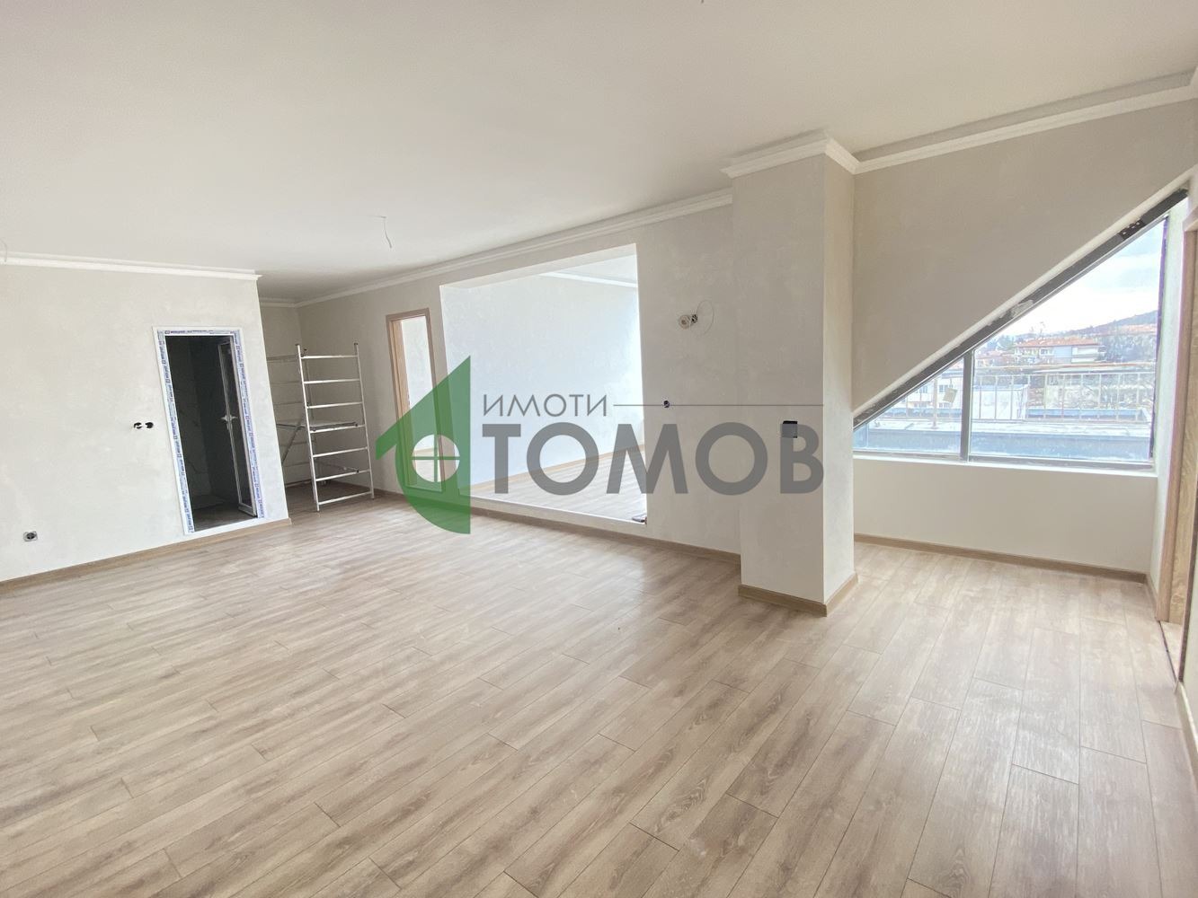 Продава 3-СТАЕН, гр. Шумен, Център, снимка 2 - Апартаменти - 39793419
