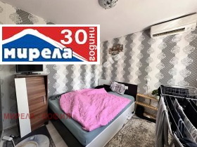 Huis Obelja, Sofia 10