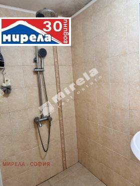 Huis Obelja, Sofia 16