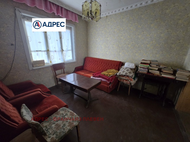 Продава КЪЩА, с. Обнова, област Плевен, снимка 4 - Къщи - 52600084