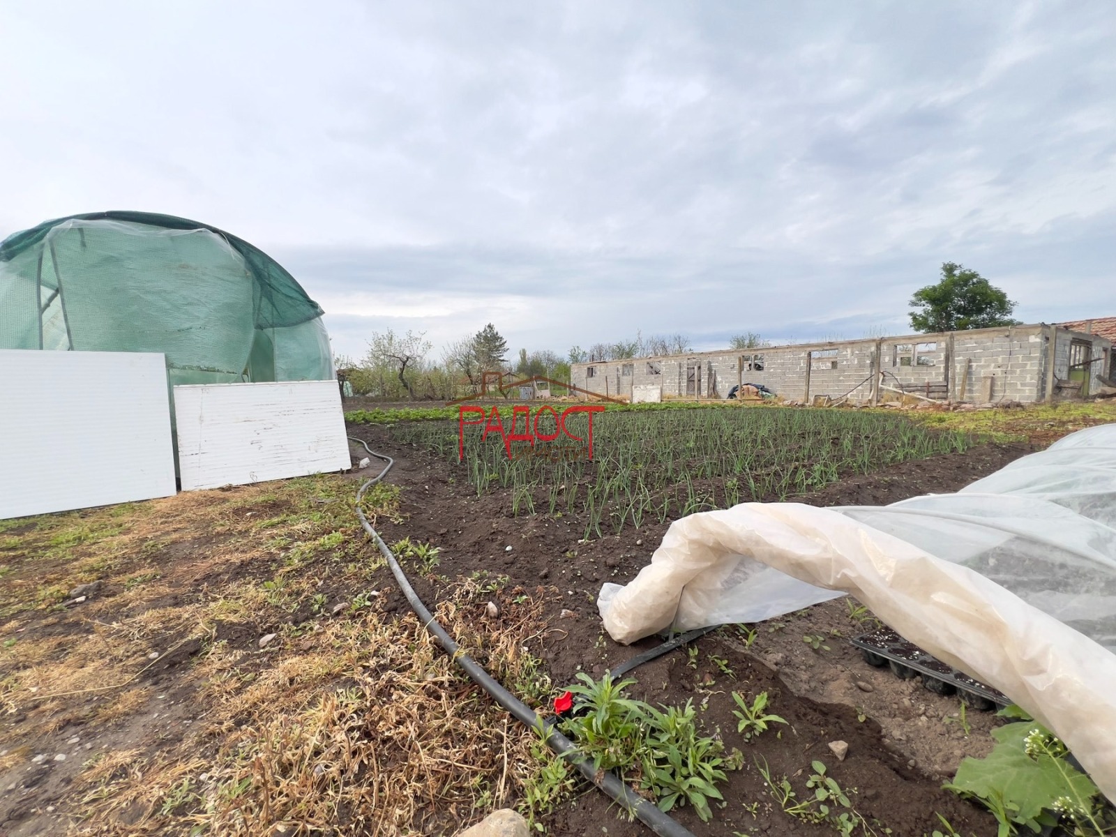 Продава КЪЩА, с. Поройна, област Пловдив, снимка 13 - Къщи - 54305845
