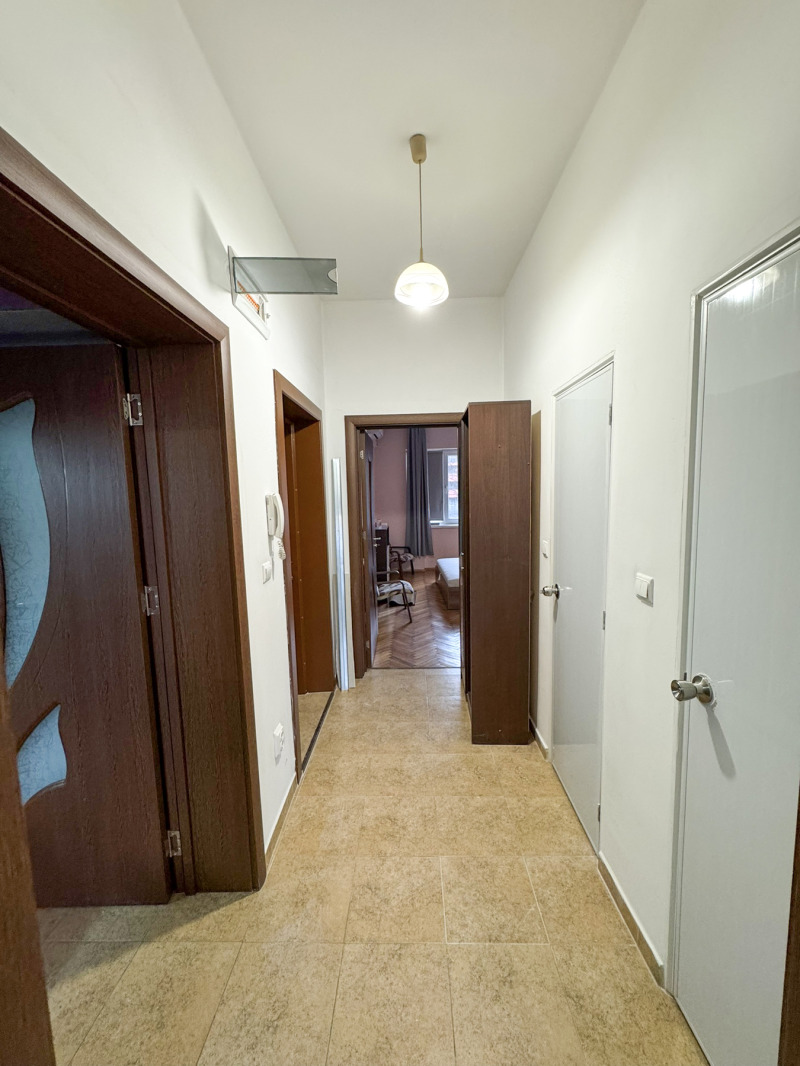 Zu verkaufen  1 Schlafzimmer Sofia , Zentar , 75 qm | 35612659 - Bild [8]