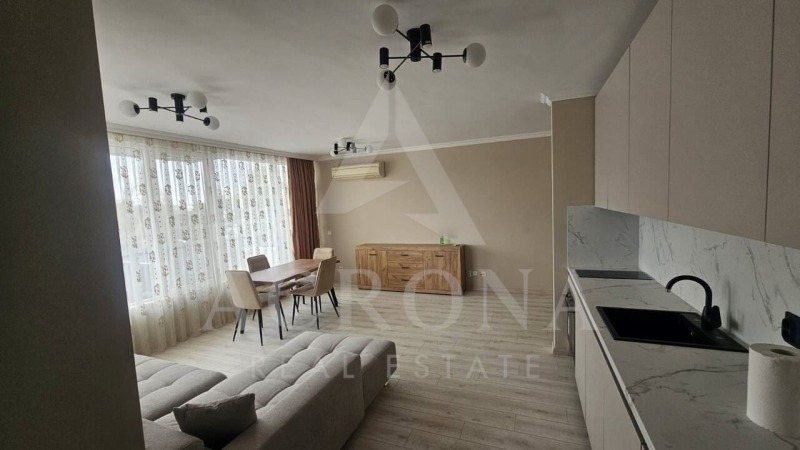 À venda  1 quarto Plovdiv , Karchiiaka , 80 m² | 32919242