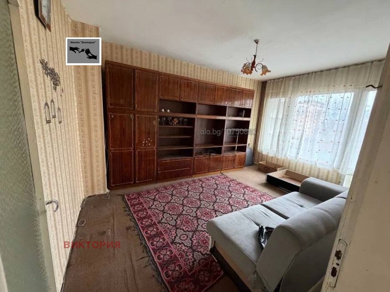 Продава 2-СТАЕН, гр. Пазарджик, Моста на Лютата