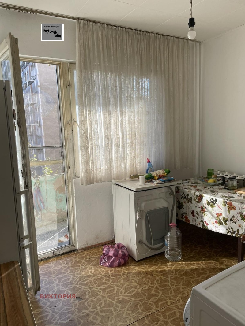 Продава 2-СТАЕН, гр. Пазарджик, Моста на Лютата, снимка 7 - Апартаменти - 52578295