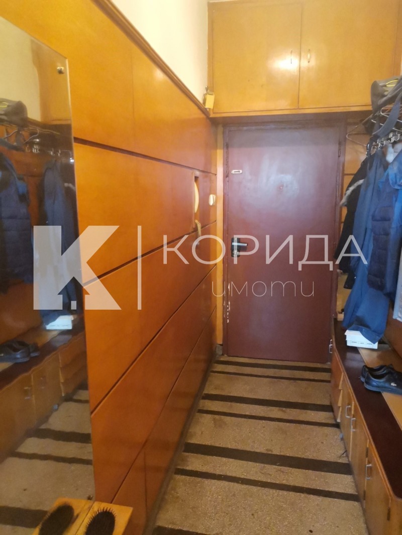 Продава 3-СТАЕН, гр. София, Изток, снимка 4 - Aпартаменти - 46770281