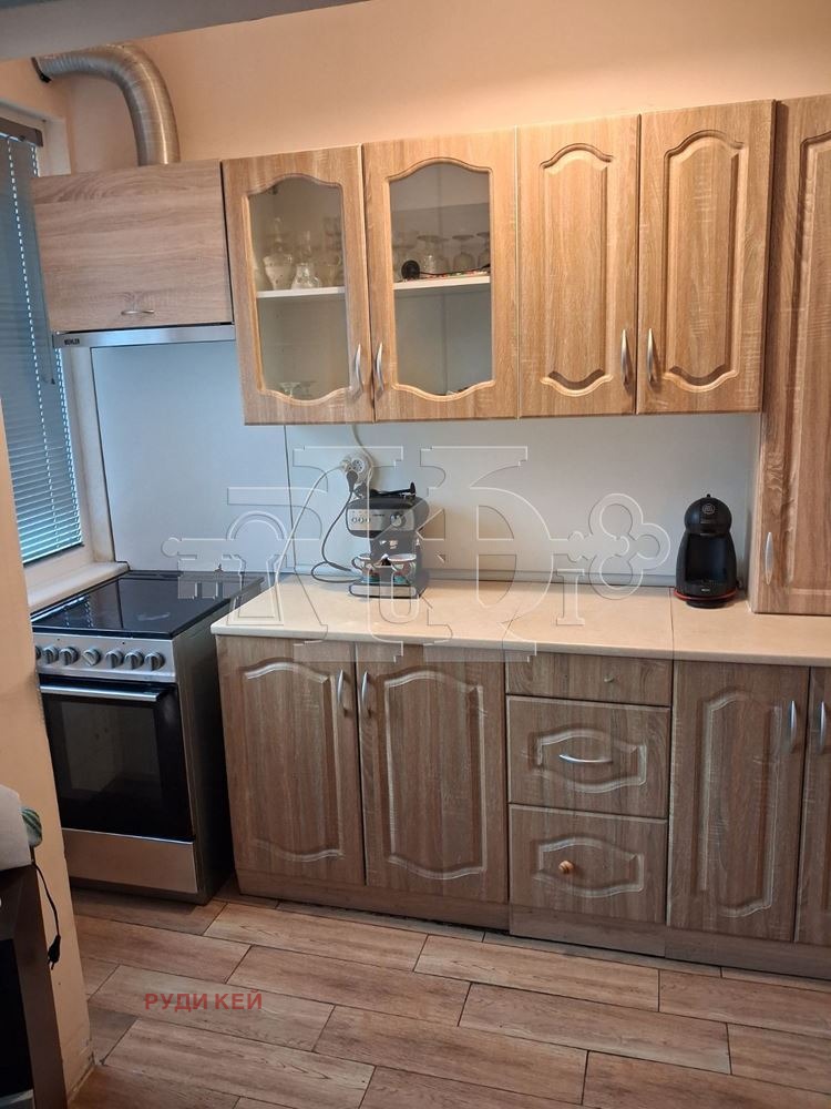 Продава 3-СТАЕН, гр. Варна, Лятно кино Тракия, снимка 2 - Апартаменти - 53244326