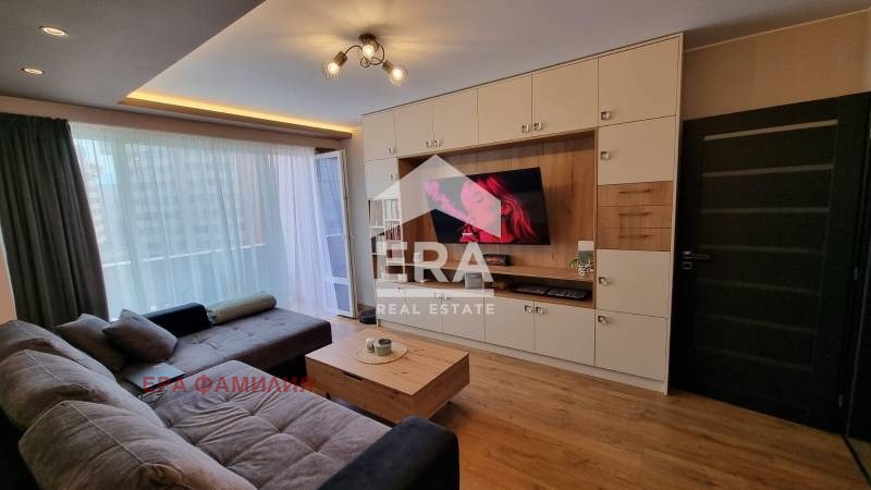 Продава 4-СТАЕН, гр. София, Младост 3