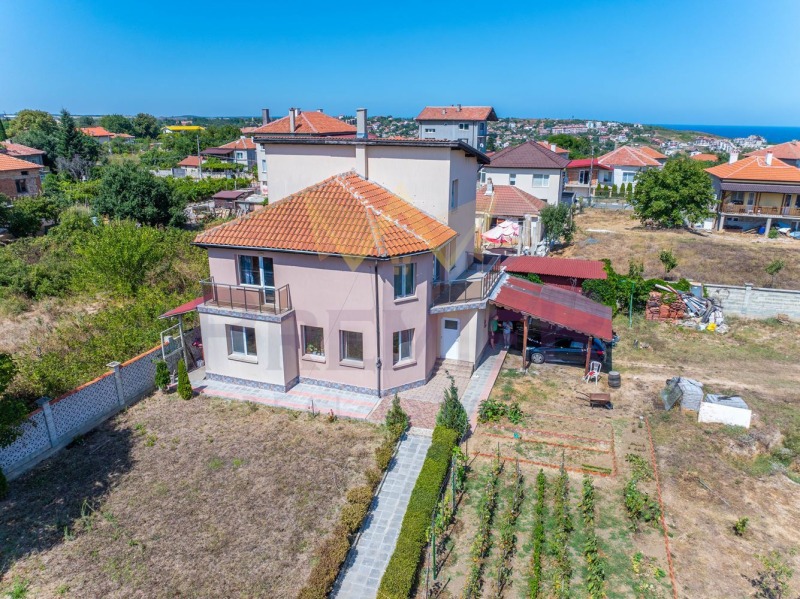 Продава КЪЩА, гр. Бяла, област Варна, снимка 14 - Къщи - 52452283