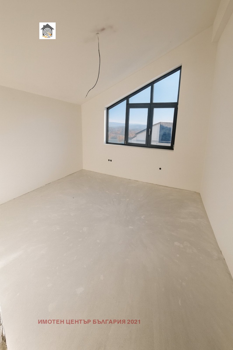 Продава КЪЩА, с. Пожарево, област София област, снимка 8 - Къщи - 52725012