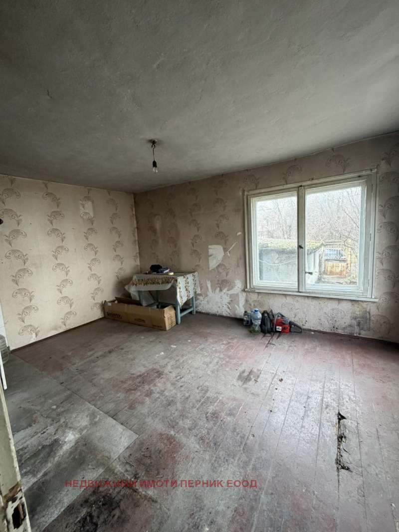 Продава КЪЩА, с. Драгичево, област Перник, снимка 3 - Къщи - 53447210