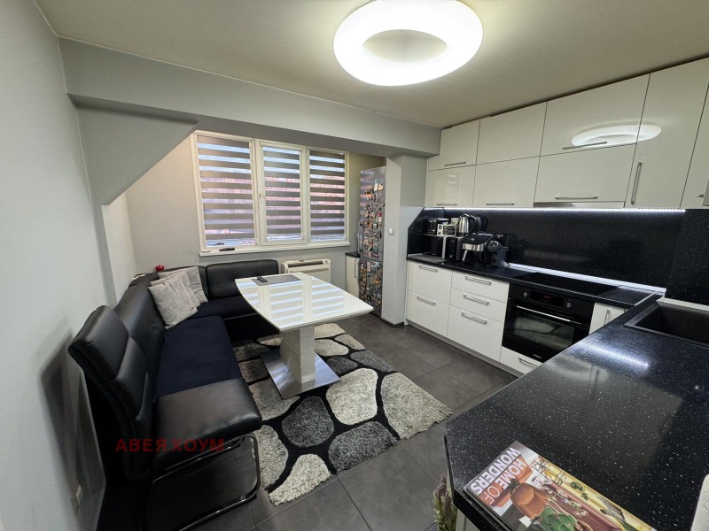 Продава  3-стаен град Варна , Владислав Варненчик 1 , 90 кв.м | 95406904 - изображение [2]