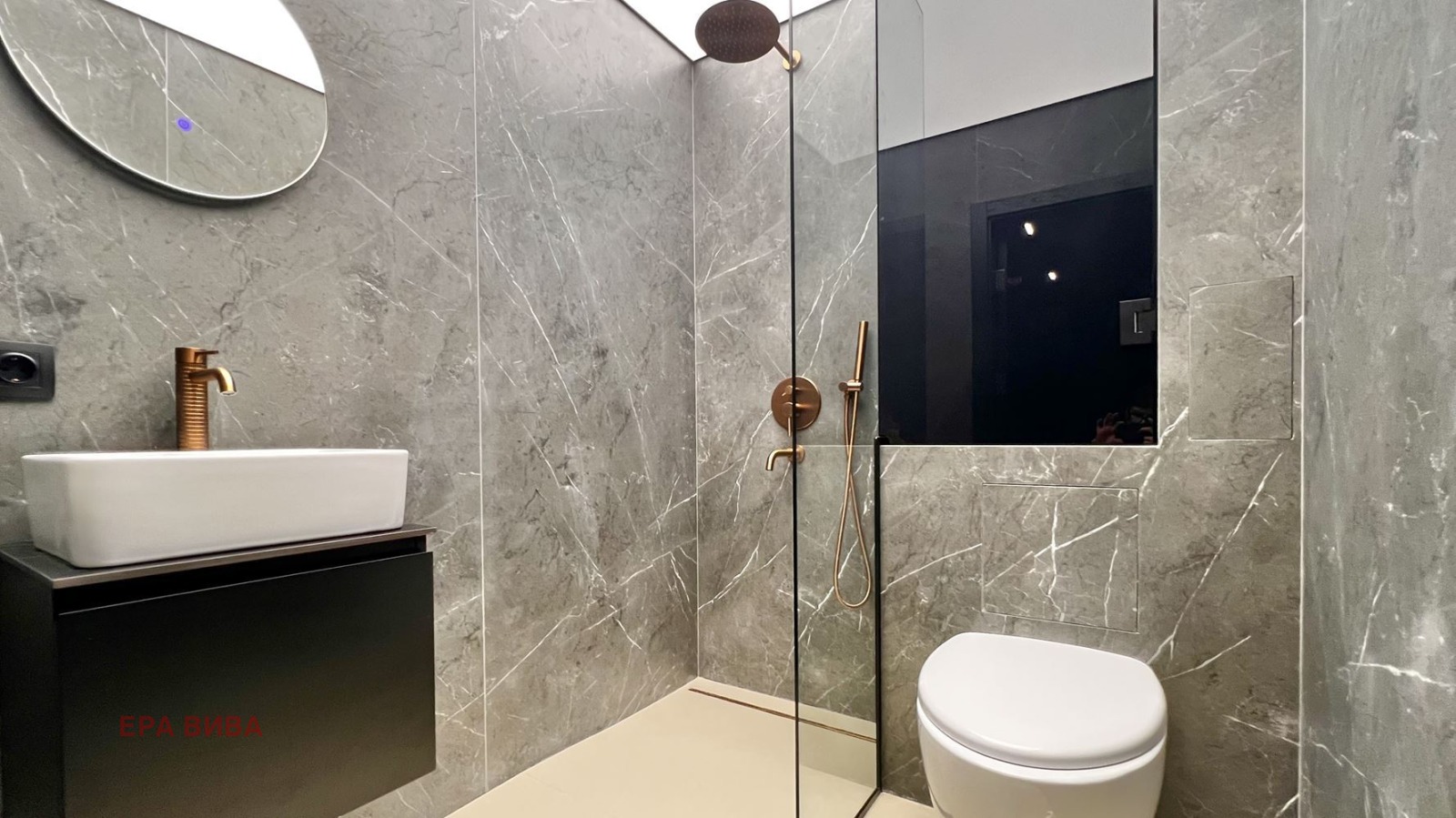 Продава 3-СТАЕН, гр. Варна, Център, снимка 5 - Апартаменти - 54218540