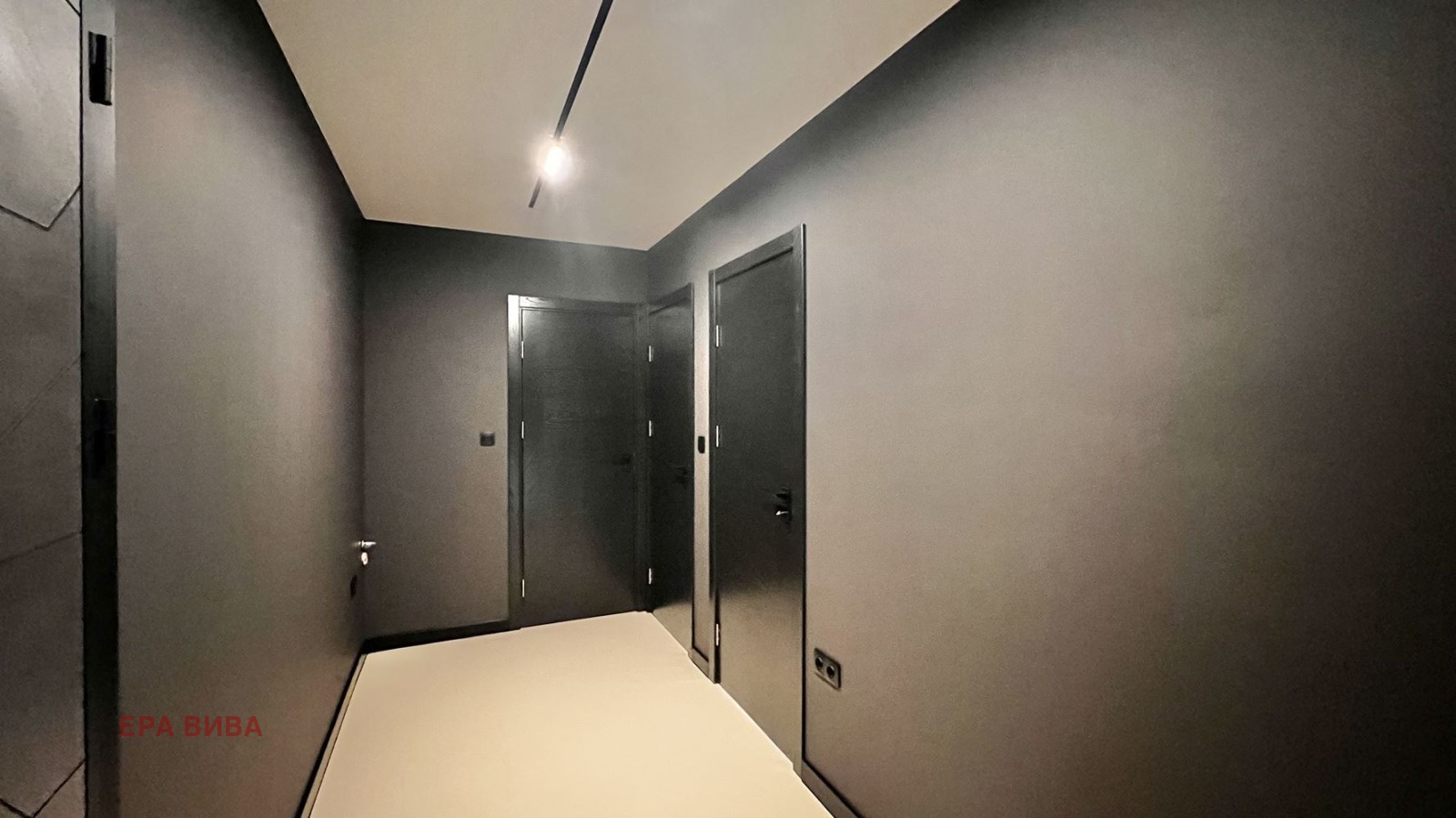 Продава 3-СТАЕН, гр. Варна, Център, снимка 3 - Апартаменти - 54218540