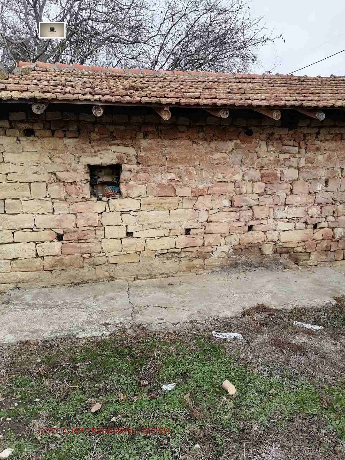 Продава КЪЩА, с. Драганово, област Велико Търново, снимка 2 - Къщи - 48142841