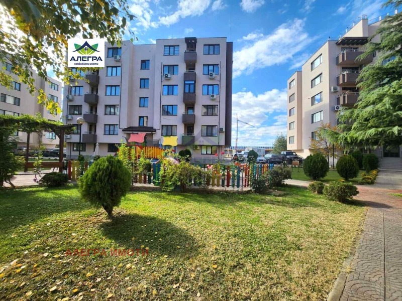 Продава 2-СТАЕН, гр. Пазарджик, Промишлена зона, снимка 1 - Aпартаменти - 49114941