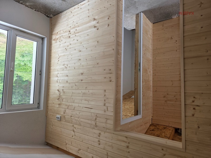 Продава КЪЩА, гр. Кюстендил, Колуша, снимка 2 - Къщи - 50648509