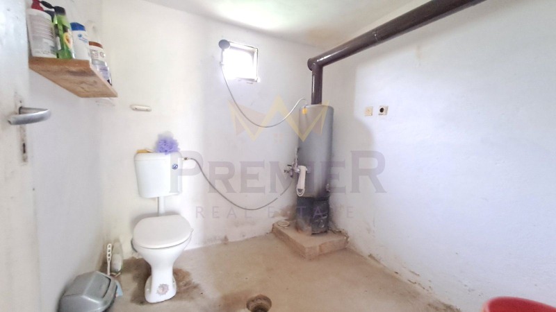 Продава КЪЩА, с. Величково, област Варна, снимка 13 - Къщи - 53028452